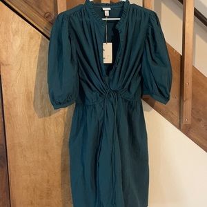 Green puff sleeve A-line dress